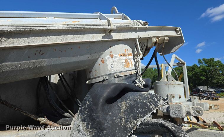 image for item ED2117 2006 Power Curber 5700-B Super curb machine