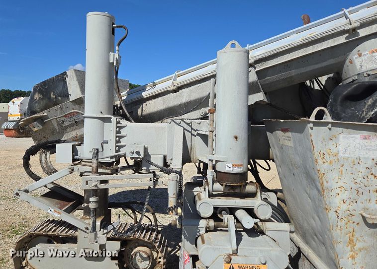 image for item ED2117 2006 Power Curber 5700-B Super curb machine