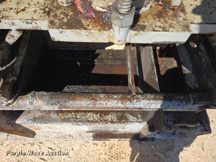 image for item ED2117 2006 Power Curber 5700-B Super curb machine