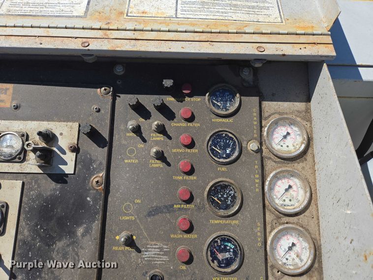 image for item ED2117 2006 Power Curber 5700-B Super curb machine