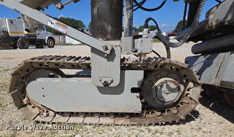 image for item ED2117 2006 Power Curber 5700-B Super curb machine