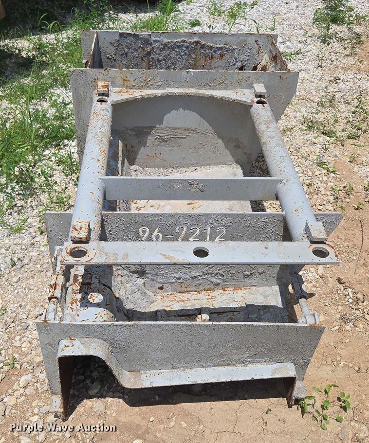 image for item ED2117 2006 Power Curber 5700-B Super curb machine