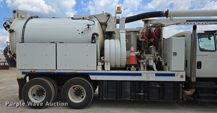 image for item ED2119 2006 International 7500 sewer jetter truck