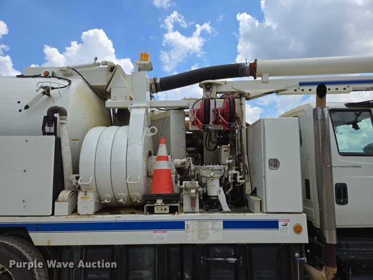 image for item ED2119 2006 International 7500 sewer jetter truck