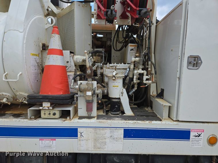 image for item ED2119 2006 International 7500 sewer jetter truck