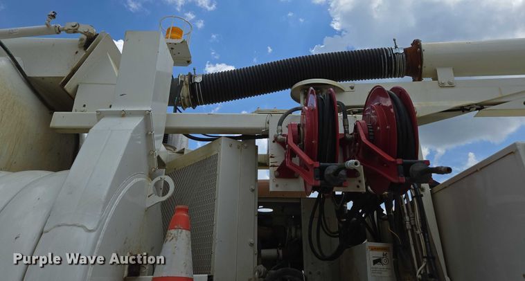 image for item ED2119 2006 International 7500 sewer jetter truck