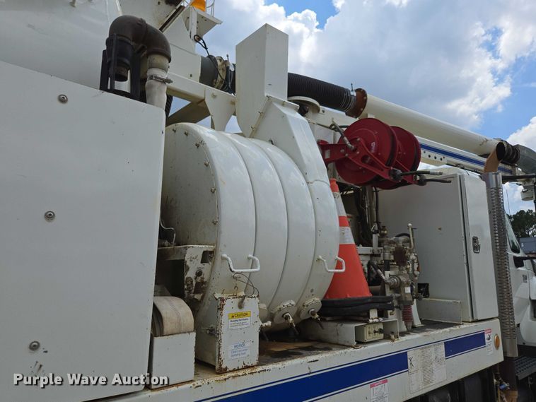 image for item ED2119 2006 International 7500 sewer jetter truck