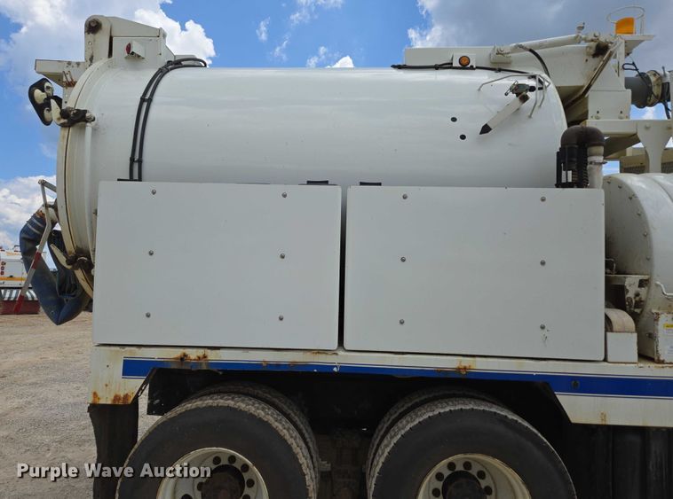 image for item ED2119 2006 International 7500 sewer jetter truck