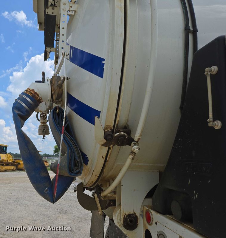 image for item ED2119 2006 International 7500 sewer jetter truck