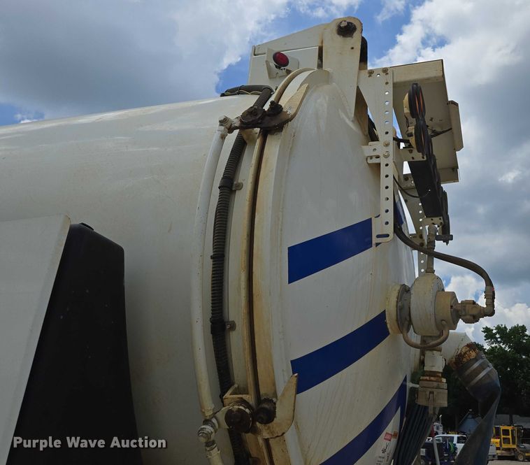 image for item ED2119 2006 International 7500 sewer jetter truck