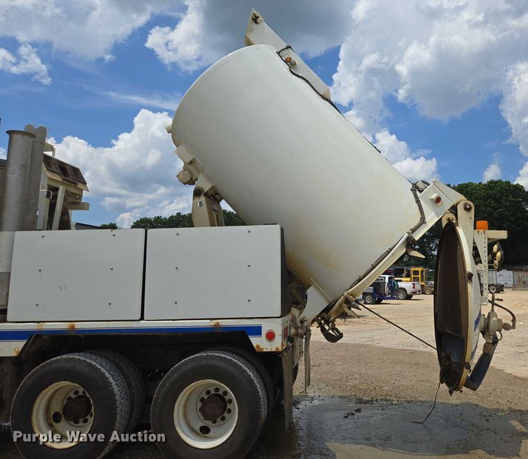 image for item ED2119 2006 International 7500 sewer jetter truck