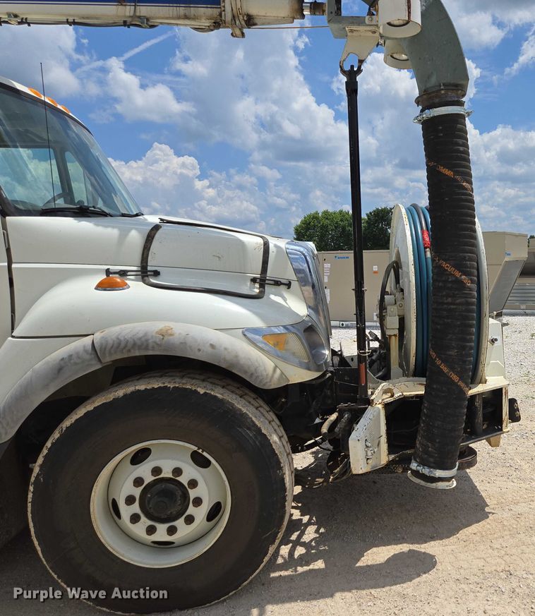 image for item ED2119 2006 International 7500 sewer jetter truck