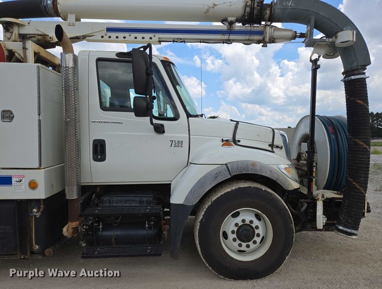 image for item ED2119 2006 International 7500 sewer jetter truck