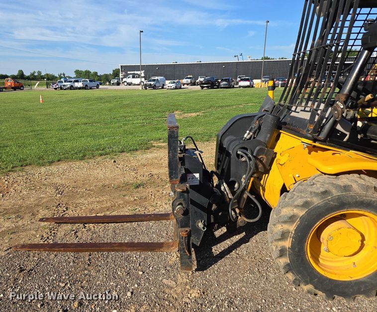 image for item ED2127 2007 JCB 520 telehandler