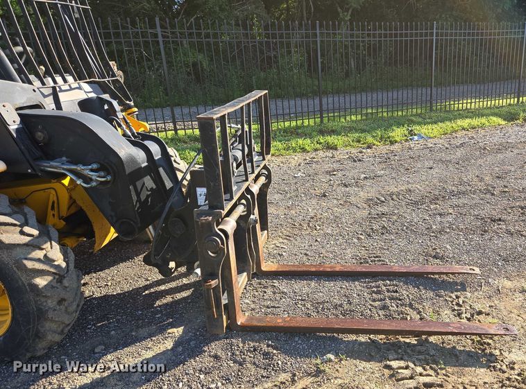 image for item ED2127 2007 JCB 520 telehandler