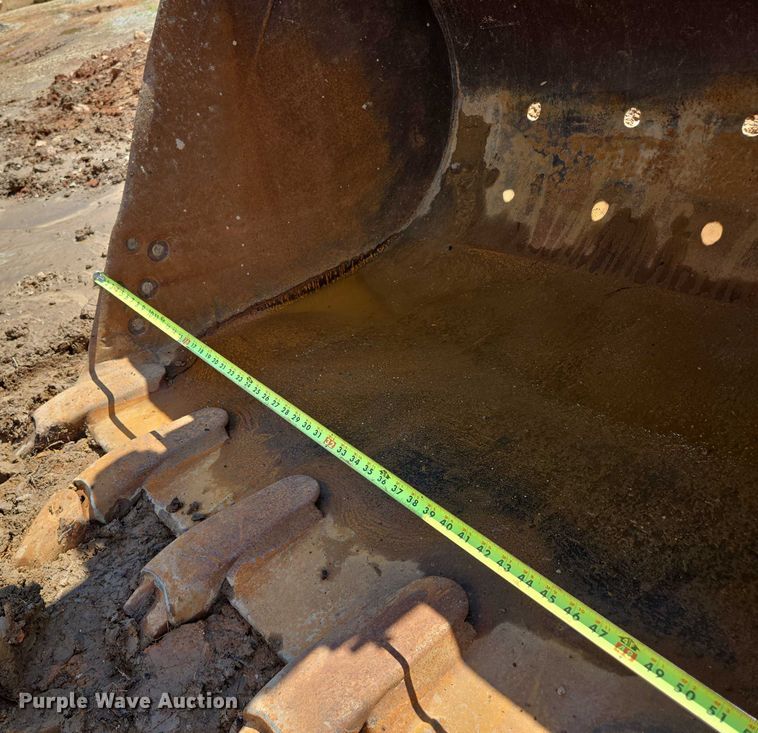 image for item ED2130 1998 Daewoo DH320 excavator