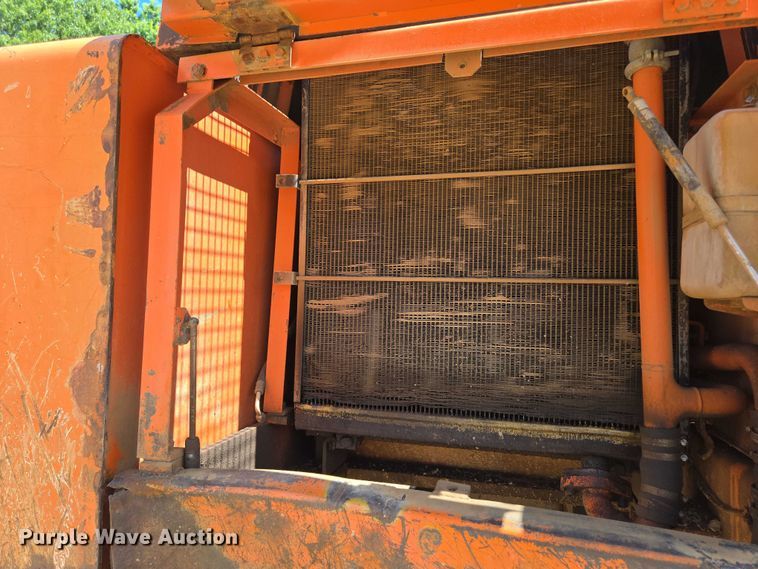 image for item ED2130 1998 Daewoo DH320 excavator