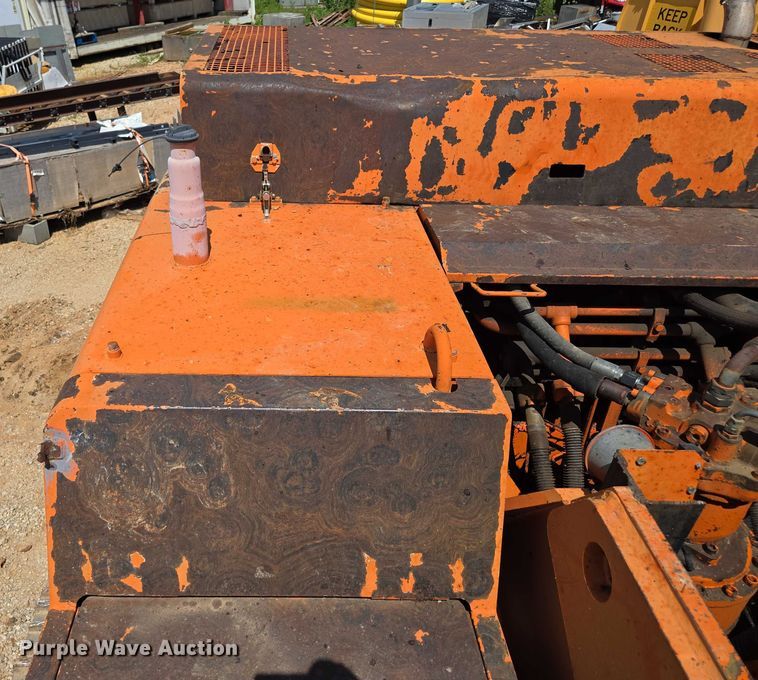 image for item ED2130 1998 Daewoo DH320 excavator