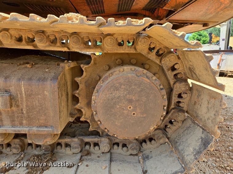 image for item ED2130 1998 Daewoo DH320 excavator