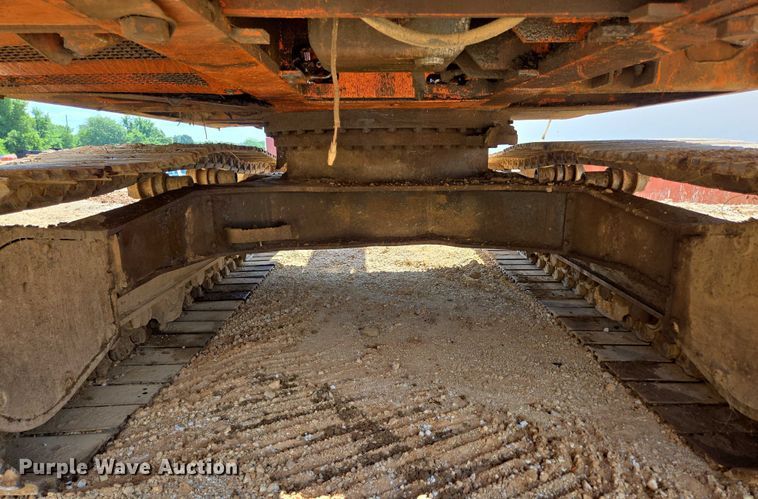 image for item ED2130 1998 Daewoo DH320 excavator