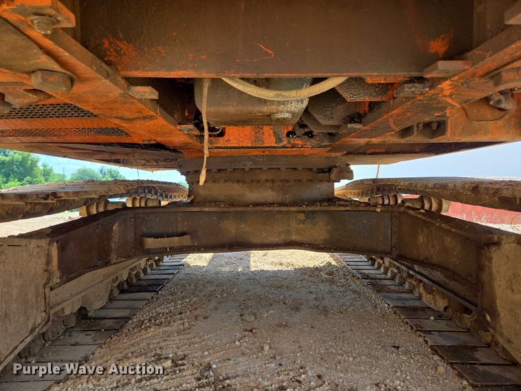 image for item ED2130 1998 Daewoo DH320 excavator