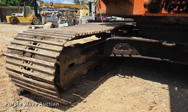 image for item ED2130 1998 Daewoo DH320 excavator