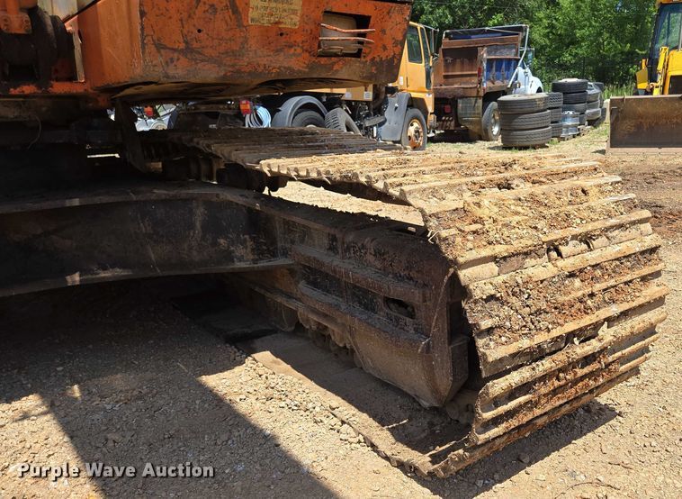 image for item ED2130 1998 Daewoo DH320 excavator