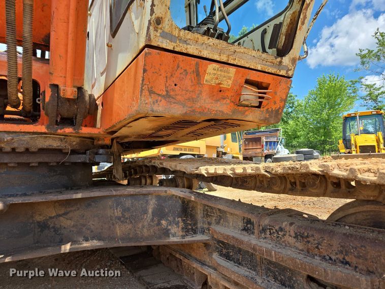 image for item ED2130 1998 Daewoo DH320 excavator