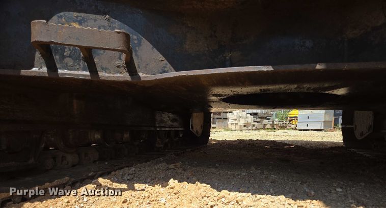 image for item ED2130 1998 Daewoo DH320 excavator