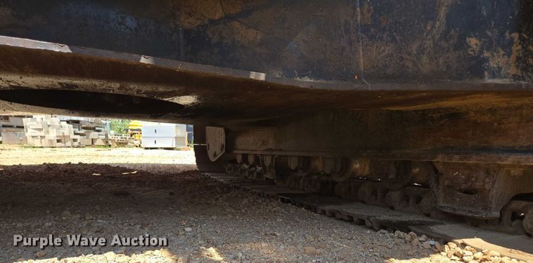 image for item ED2130 1998 Daewoo DH320 excavator