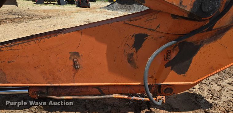 image for item ED2130 1998 Daewoo DH320 excavator