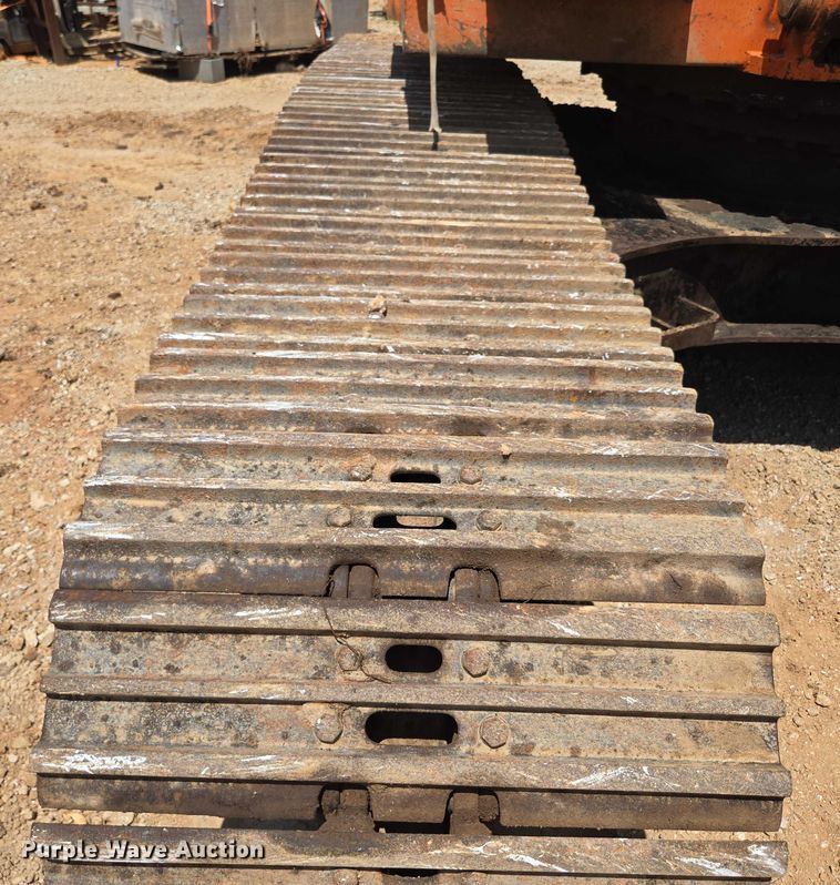 image for item ED2130 1998 Daewoo DH320 excavator