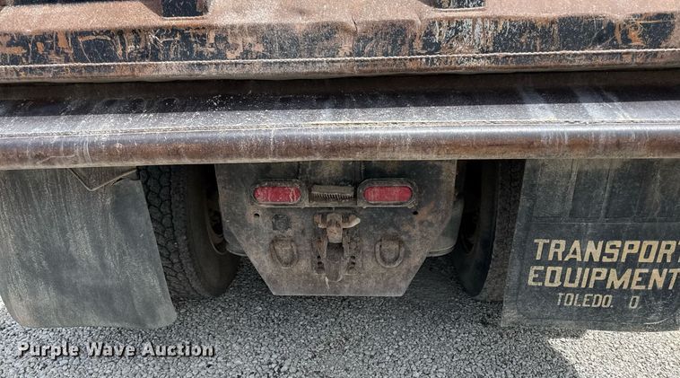 image for item ED4243 1996 Freightliner FLD dump truck