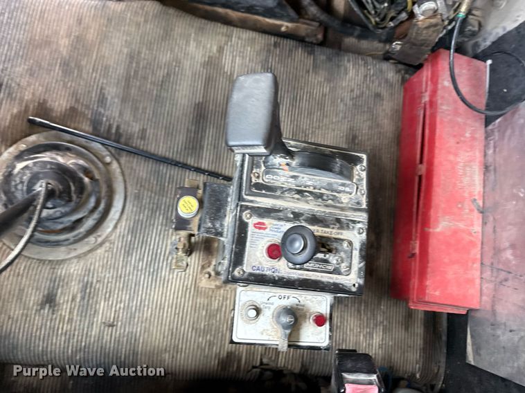 image for item ED4243 1996 Freightliner FLD dump truck