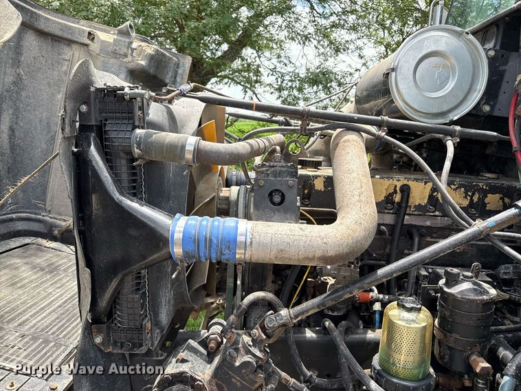 image for item ED4243 1996 Freightliner FLD dump truck