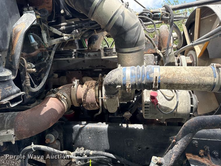 image for item ED4243 1996 Freightliner FLD dump truck