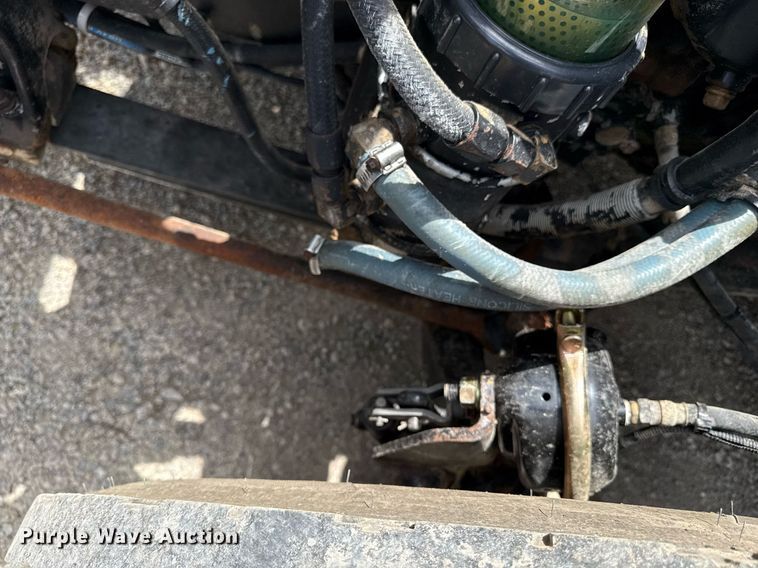 image for item ED4243 1996 Freightliner FLD dump truck