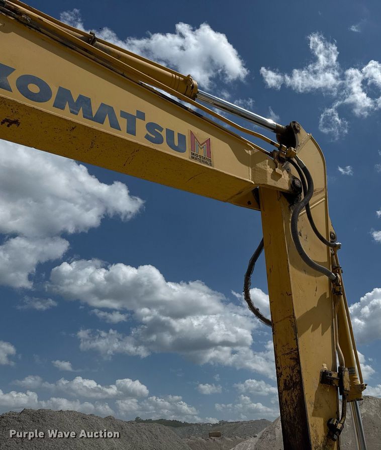 image for item ED4257 2003 Komatsu PC200LC-7L excavator