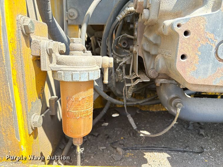 image for item ED4257 2003 Komatsu PC200LC-7L excavator