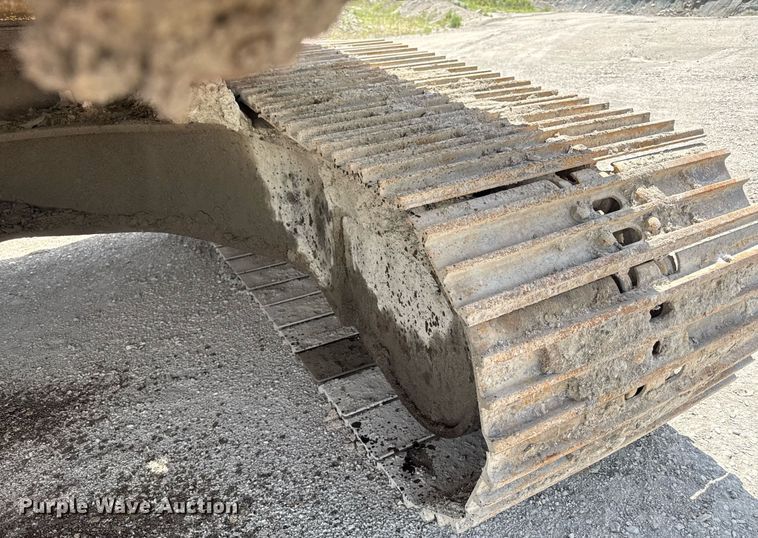 image for item ED4257 2003 Komatsu PC200LC-7L excavator