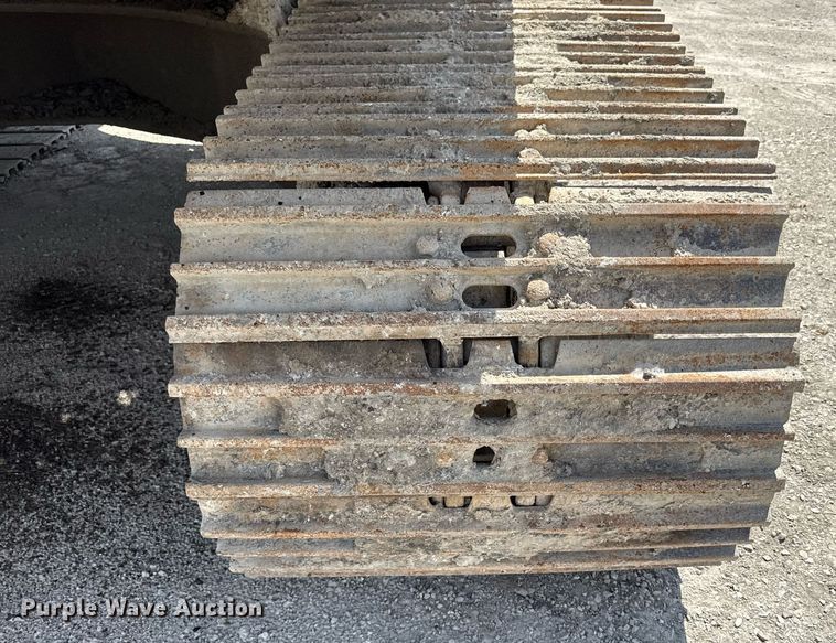 image for item ED4257 2003 Komatsu PC200LC-7L excavator