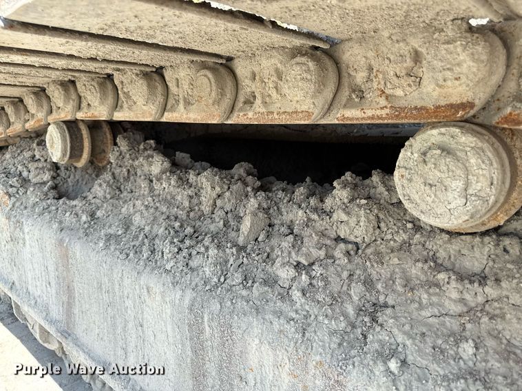 image for item ED4257 2003 Komatsu PC200LC-7L excavator