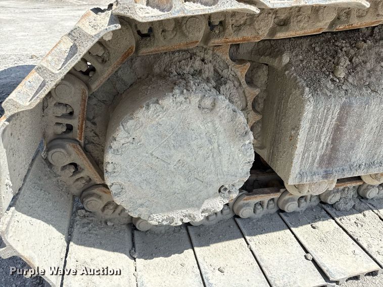 image for item ED4257 2003 Komatsu PC200LC-7L excavator