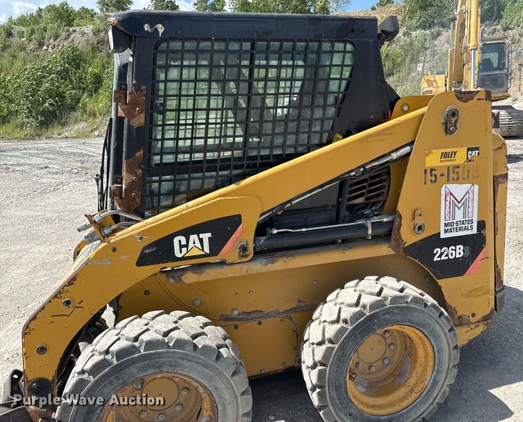 image for item ED4258 2012 Caterpillar 226B3 skid steer loader