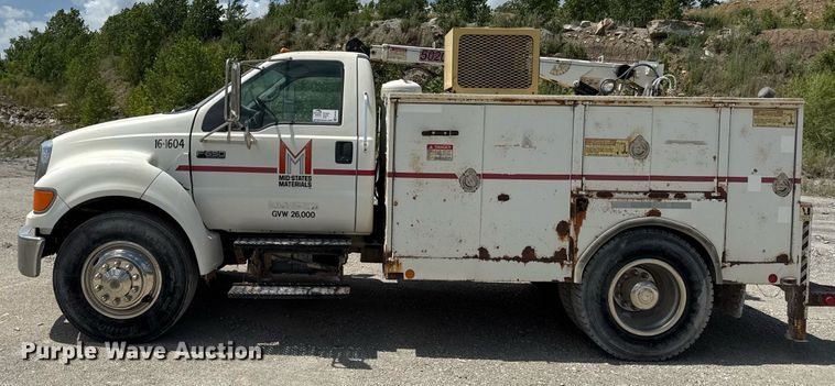 image for item ED4259 2005 Ford F650 utility / service truck