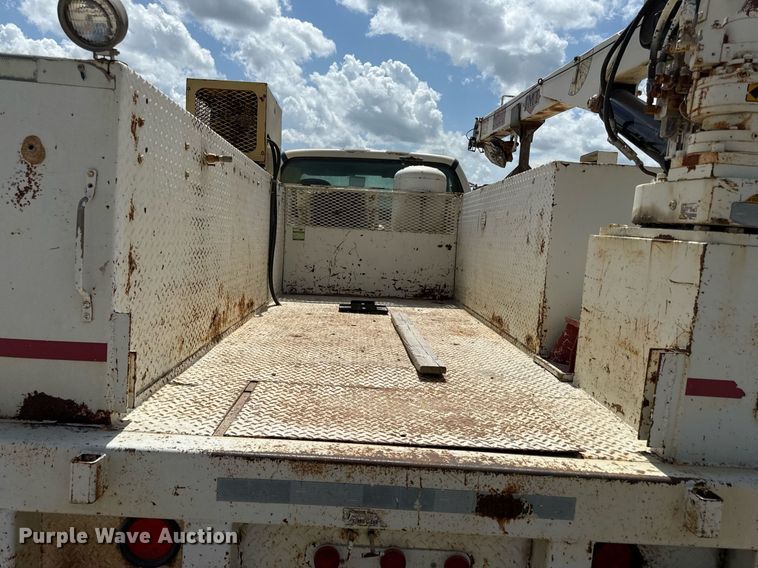 image for item ED4259 2005 Ford F650 utility / service truck