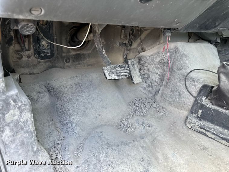 image for item ED4259 2005 Ford F650 utility / service truck