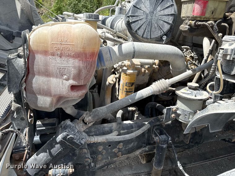 image for item ED4259 2005 Ford F650 utility / service truck