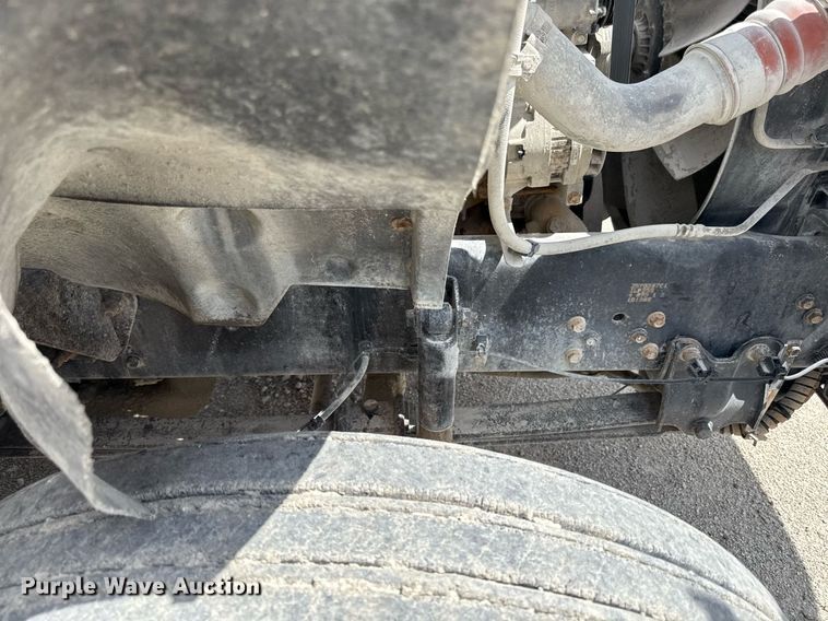 image for item ED4259 2005 Ford F650 utility / service truck