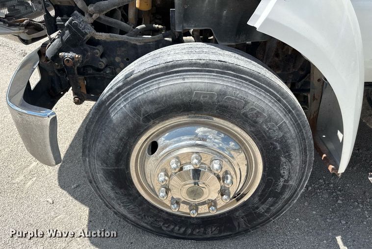 image for item ED4259 2005 Ford F650 utility / service truck